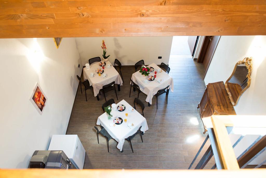קוולקסלה Affittacamere La Palazzina מראה חיצוני תמונה