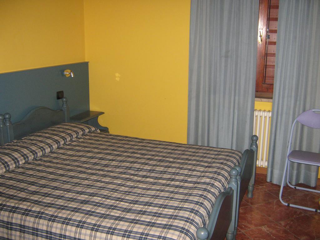 קוולקסלה Affittacamere La Palazzina מראה חיצוני תמונה